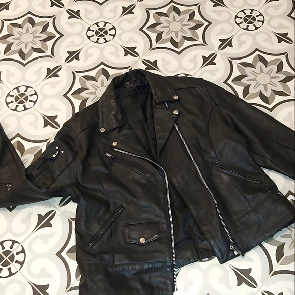 Motorcycle Jacket - Picture 1 of 3
